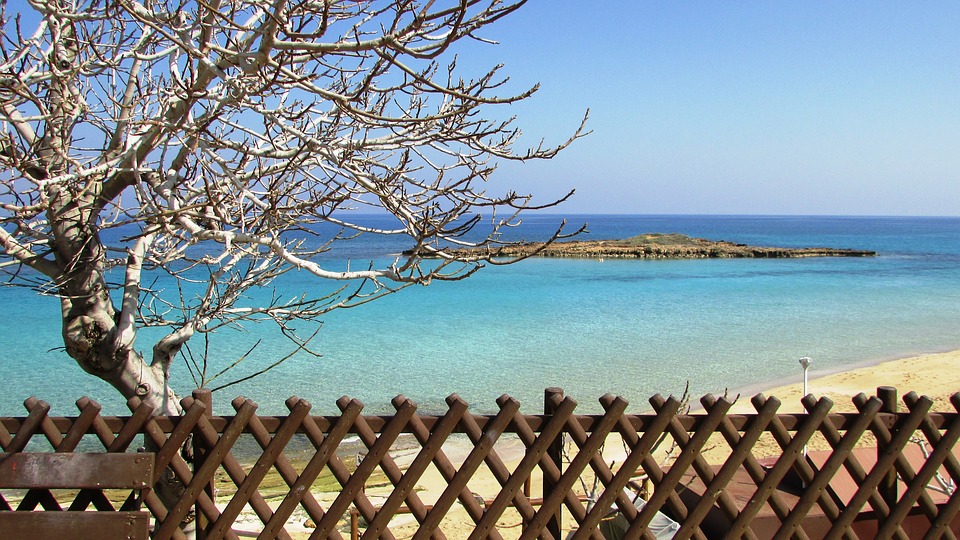 חופים בקפריסין